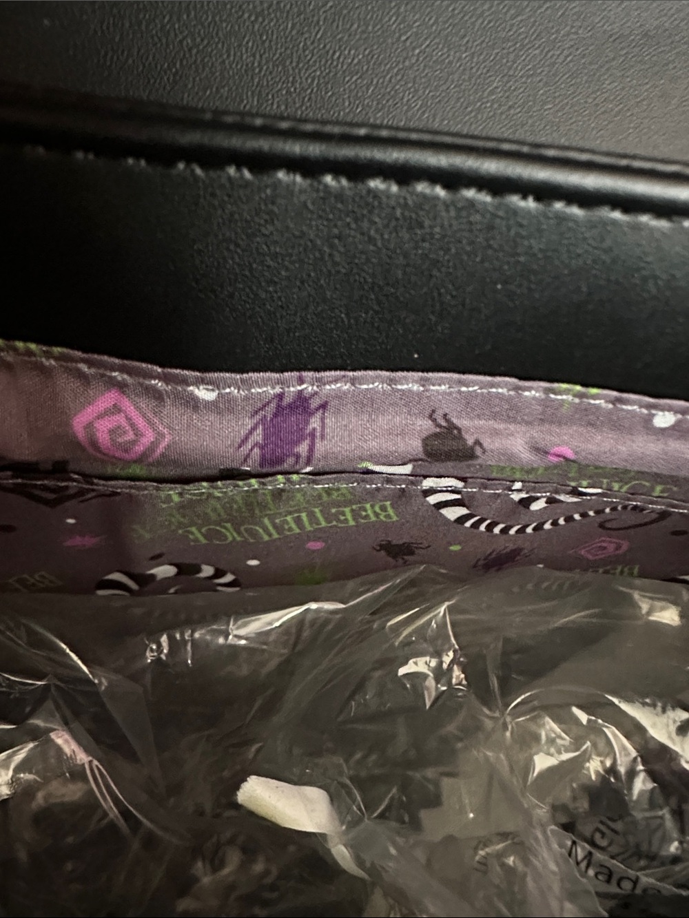 NWT Loungefly Beetlejuice Sandworm Crossbody Bag - Picture 7 of 10